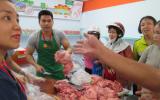 Người bán thịt khốn khổ vì không ai cấp giấy kiểm dịch